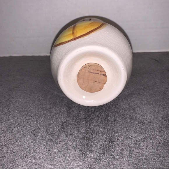 Vintage Pottery Parmesan Cheese Dispenser Shaker MCM - 6” Tall - Picture 5 of 7